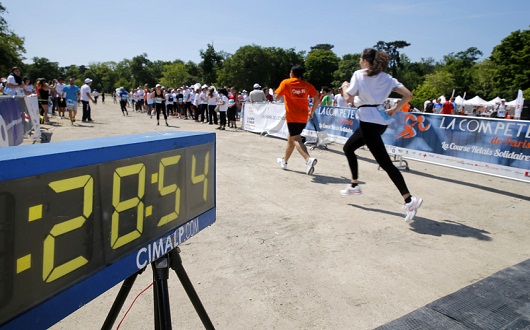 The COMPETE of Paris. A solidarity relay race to benefit the NGO La Chaine de l'Espoir.